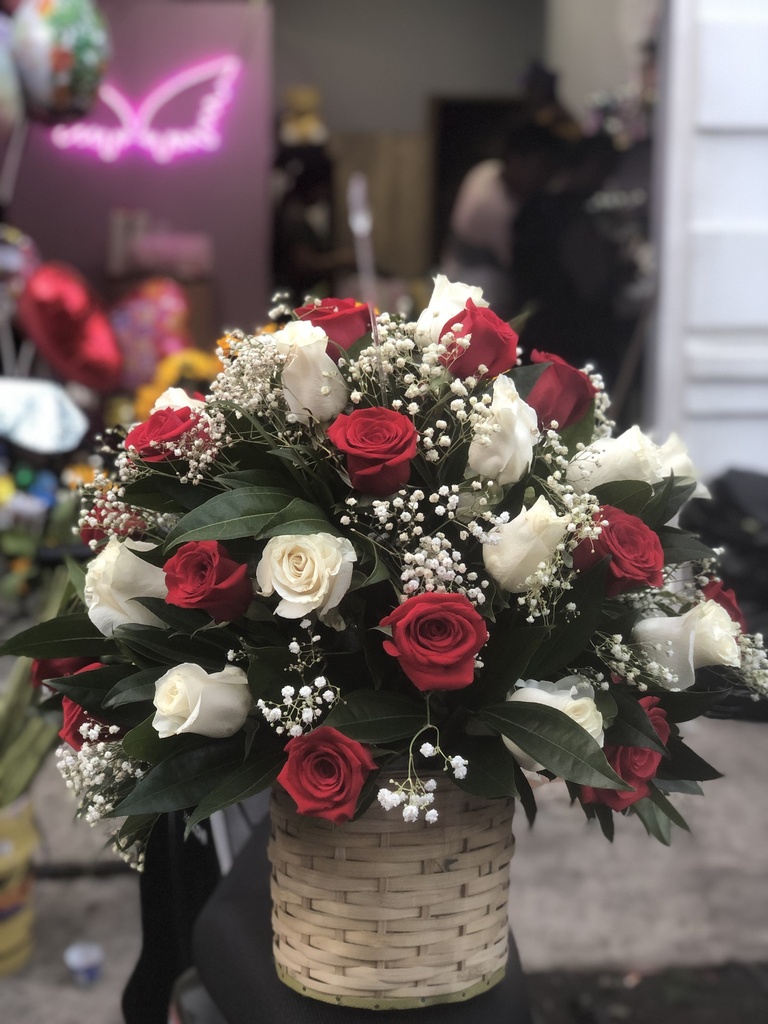 Canasta de rosas 