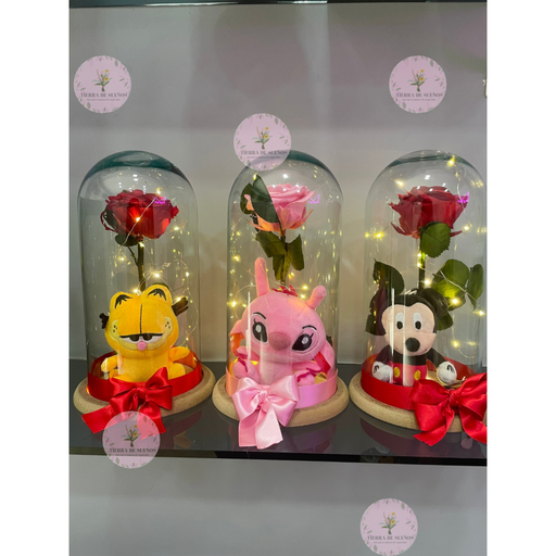 Rosa preservada con peluche 