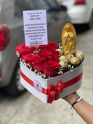 Corazón con virgencita 